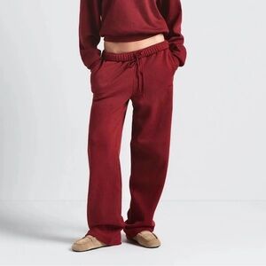 SKIMS COTTON FLEECE STRAIGHT LEG PANTS - MERLOT